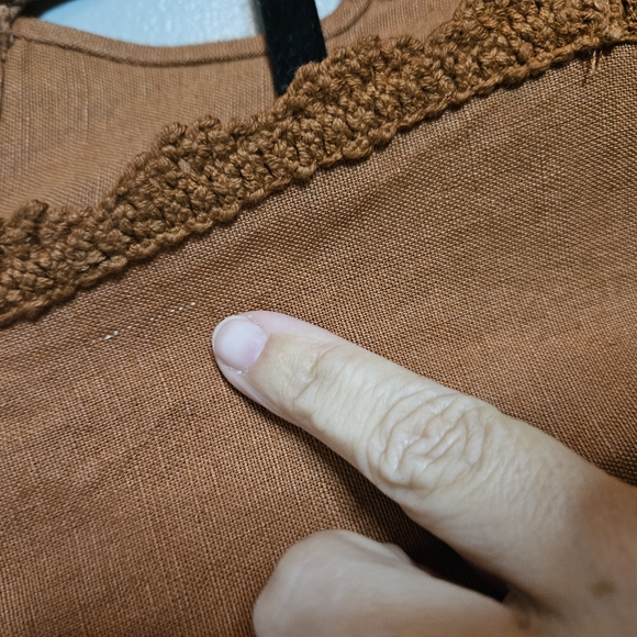 Eddy elegant linen dress lace accents - Picture 5 of 10